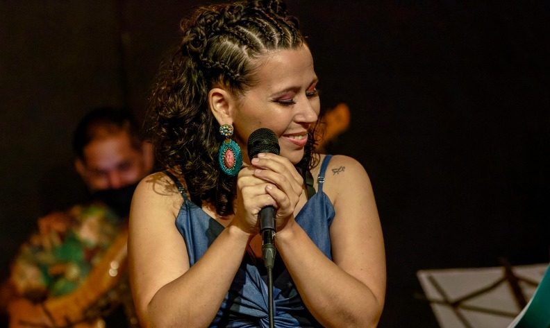 Andrea Paola Márquez, cantautora venezolana