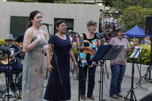 Taumanova Álvarez, Tabaire Díaz, Huguette Contramaestre y Corina Peña en el homanaje a Aquiles Báez